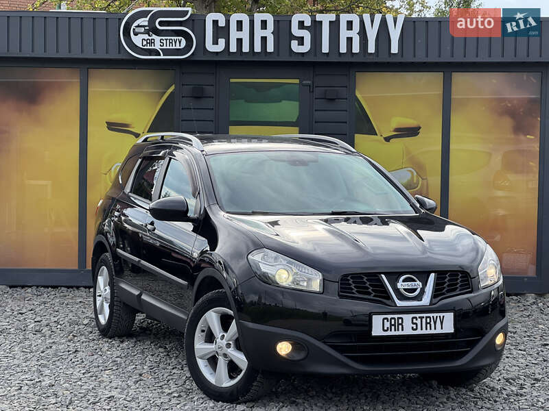 Позашляховик / Кросовер Nissan Qashqai+2 2010 в Стрию