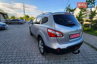 Позашляховик / Кросовер Nissan Qashqai+2 2011 в 