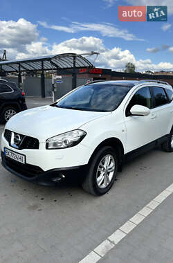 Позашляховик / Кросовер Nissan Qashqai+2 2012 в 