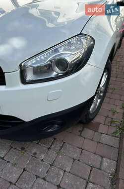 Позашляховик / Кросовер Nissan Qashqai+2 2012 в 