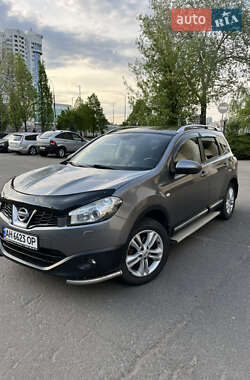 Позашляховик / Кросовер Nissan Qashqai+2 2013 в Києві