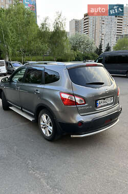 Внедорожник / Кроссовер Nissan Qashqai+2 2013 в 