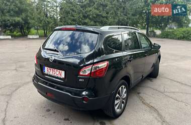 Внедорожник / Кроссовер Nissan Qashqai+2 2012 в 
