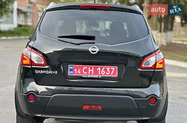 Позашляховик / Кросовер Nissan Qashqai+2 2011 в 
