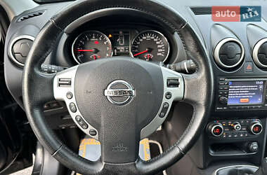 Позашляховик / Кросовер Nissan Qashqai+2 2011 в 