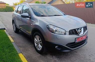 Внедорожник / Кроссовер Nissan Qashqai+2 2011 в 