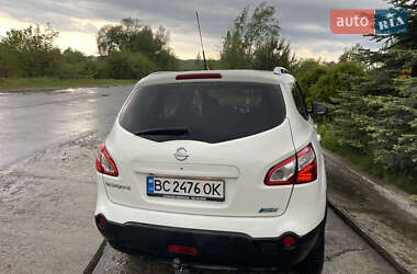 Внедорожник / Кроссовер Nissan Qashqai+2 2010 в 