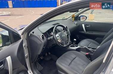 Позашляховик / Кросовер Nissan Qashqai+2 2011 в 