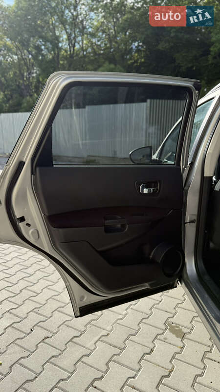 Внедорожник / Кроссовер Nissan Qashqai+2 2011 в Тернополе