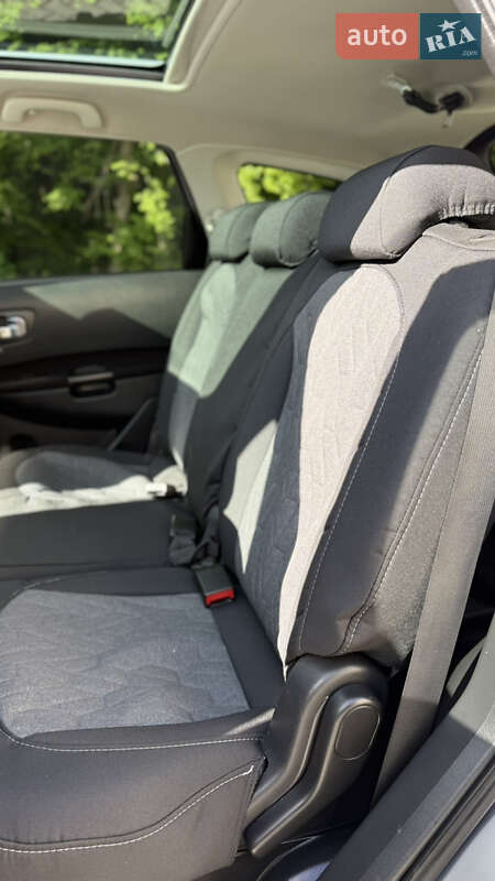 Внедорожник / Кроссовер Nissan Qashqai+2 2011 в Тернополе