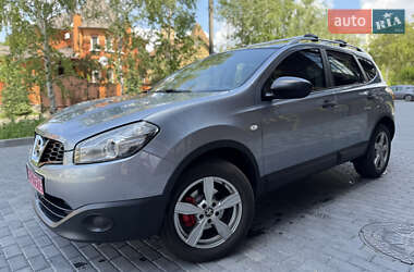 Внедорожник / Кроссовер Nissan Qashqai+2 2011 в Полтаве