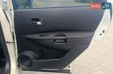 Внедорожник / Кроссовер Nissan Qashqai+2 2009 в 