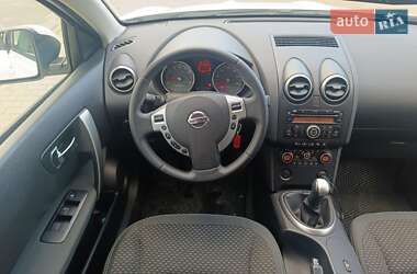 Внедорожник / Кроссовер Nissan Qashqai+2 2009 в 