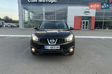 Позашляховик / Кросовер Nissan Qashqai+2 2011 в 