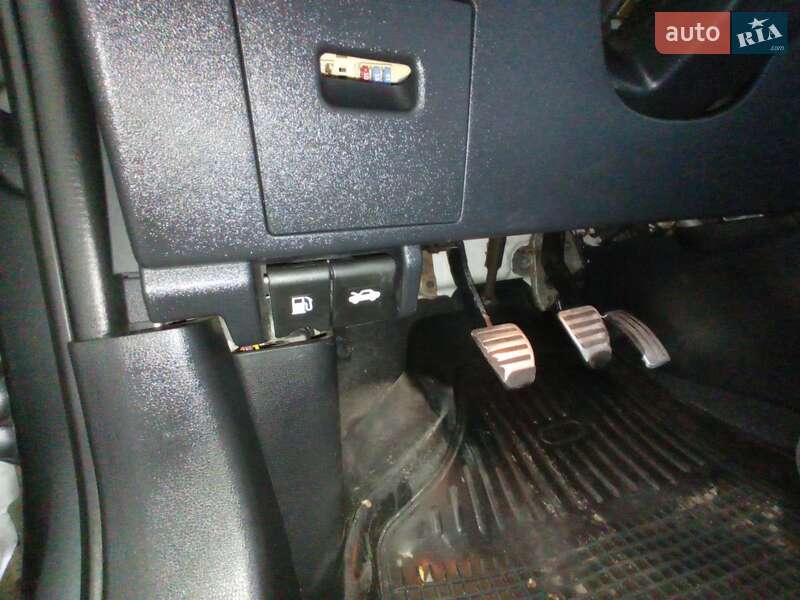 Позашляховик / Кросовер Nissan Qashqai+2 2013 в Івано-Франківську