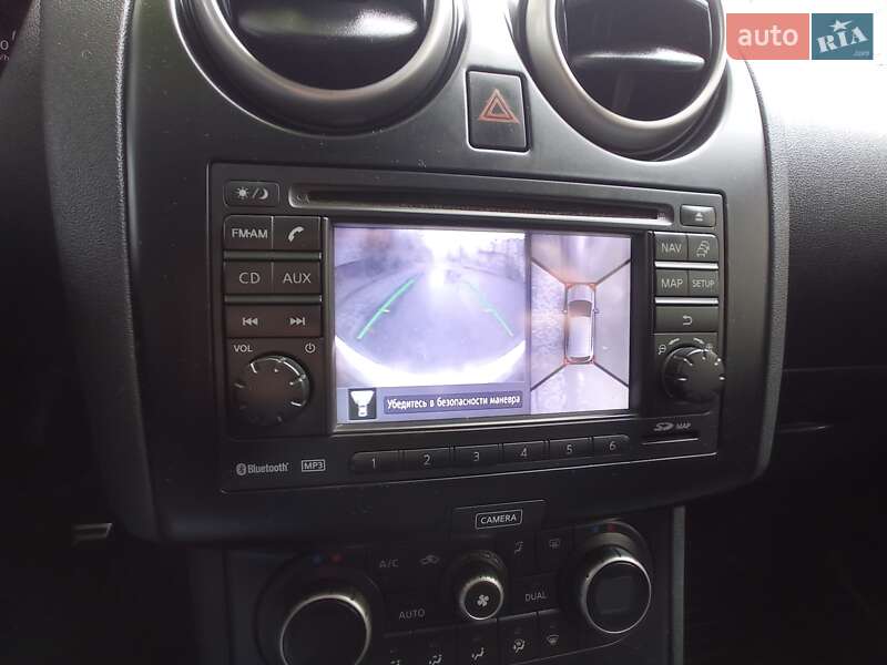 Позашляховик / Кросовер Nissan Qashqai+2 2013 в Івано-Франківську