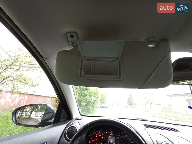 Позашляховик / Кросовер Nissan Qashqai+2 2013 в Івано-Франківську