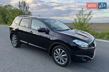 Внедорожник / Кроссовер Nissan Qashqai+2 2011 в 