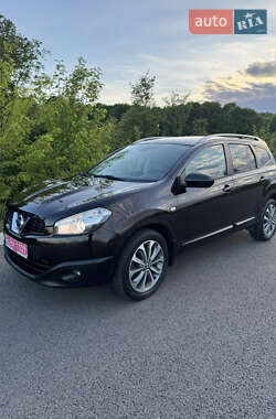 Внедорожник / Кроссовер Nissan Qashqai+2 2011 в 