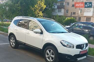 Внедорожник / Кроссовер Nissan Qashqai+2 2012 в Могилев-Подольске