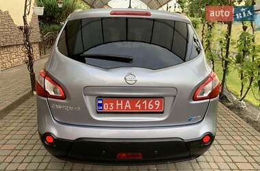 Внедорожник / Кроссовер Nissan Qashqai+2 2013 в 