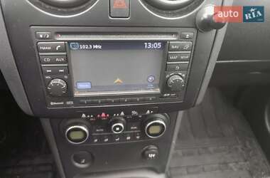 Внедорожник / Кроссовер Nissan Qashqai+2 2009 в 