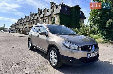 Внедорожник / Кроссовер Nissan Qashqai+2 2011 в Кропивницком