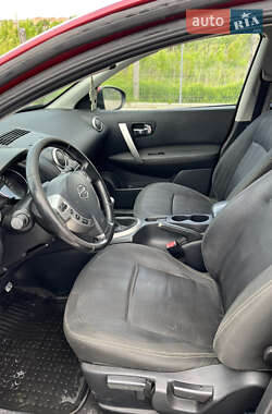 Позашляховик / Кросовер Nissan Qashqai+2 2011 в 