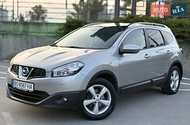 Позашляховик / Кросовер Nissan Qashqai+2 2010 в Тернополі