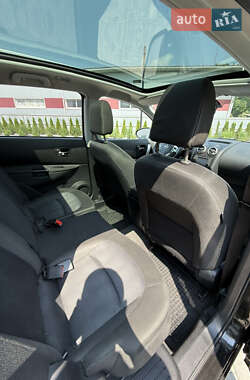 Позашляховик / Кросовер Nissan Qashqai+2 2013 в 