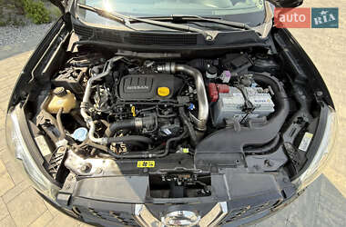 Позашляховик / Кросовер Nissan Qashqai+2 2013 в 