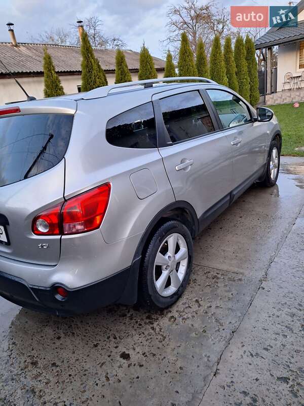 Внедорожник / Кроссовер Nissan Qashqai+2 2009 в Ивано-Франковске