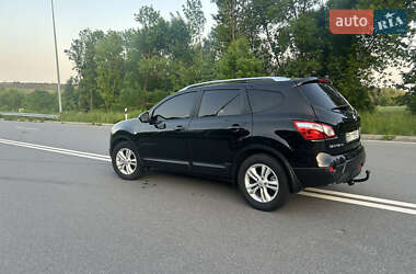 Позашляховик / Кросовер Nissan Qashqai+2 2011 в 