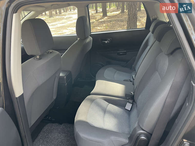 Позашляховик / Кросовер Nissan Qashqai+2 2013 в Харкові