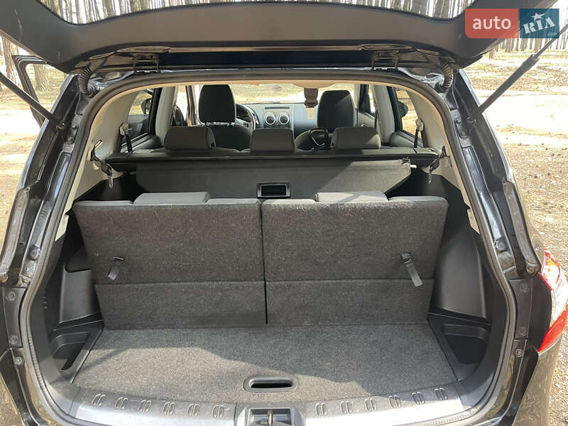 Позашляховик / Кросовер Nissan Qashqai+2 2013 в Харкові
