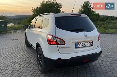 Позашляховик / Кросовер Nissan Qashqai+2 2010 в 