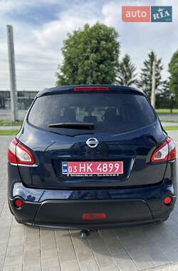 Внедорожник / Кроссовер Nissan Qashqai+2 2011 в 