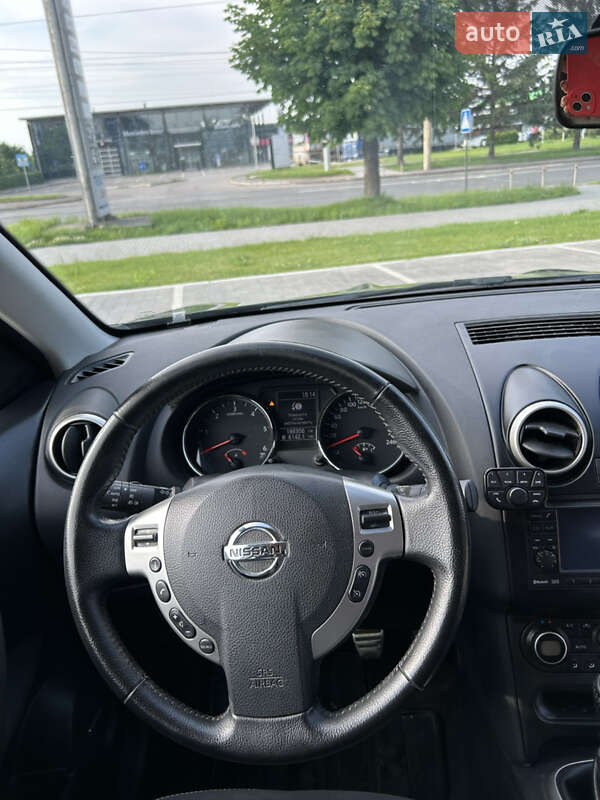 Внедорожник / Кроссовер Nissan Qashqai+2 2011 в Луцке