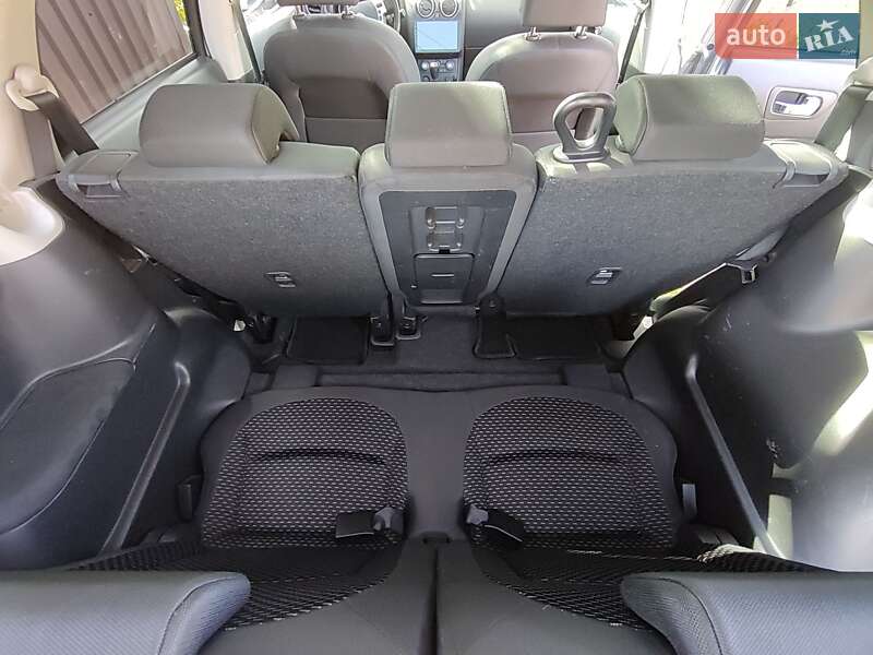 Внедорожник / Кроссовер Nissan Qashqai+2 2010 в Микуличине