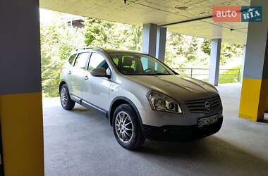 Внедорожник / Кроссовер Nissan Qashqai+2 2010 в 