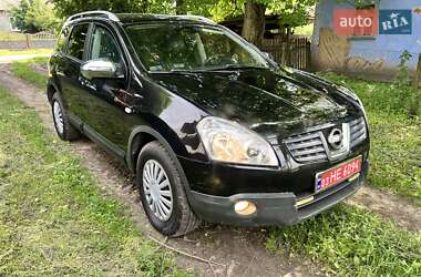 Внедорожник / Кроссовер Nissan Qashqai+2 2009 в Луцке