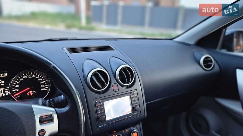 Позашляховик / Кросовер Nissan Qashqai+2 2011 в Вінниці