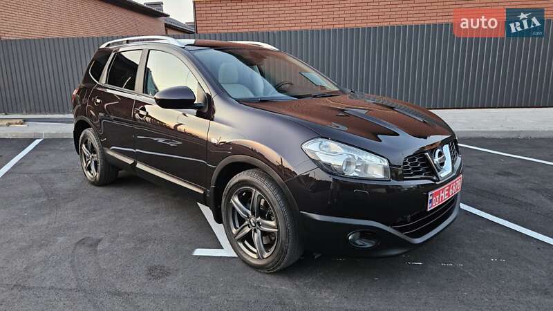 Позашляховик / Кросовер Nissan Qashqai+2 2011 в Вінниці