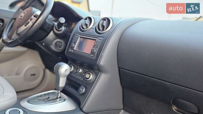 Позашляховик / Кросовер Nissan Qashqai+2 2011 в Вінниці