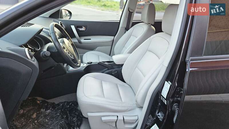 Позашляховик / Кросовер Nissan Qashqai+2 2011 в Вінниці