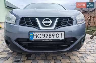 Внедорожник / Кроссовер Nissan Qashqai+2 2010 в 