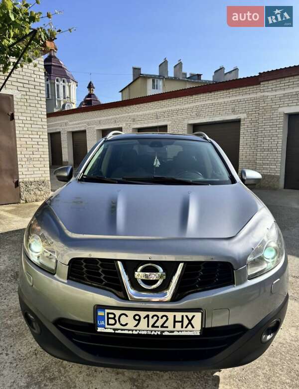 Позашляховик / Кросовер Nissan Qashqai+2 2011 в Самборі фото 2 Позашляховик / Кросовер Nissan Qashqai+2 2011 в Самборі