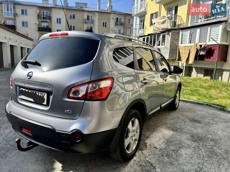 Позашляховик / Кросовер Nissan Qashqai+2 2011 в Самборі фото 5 Позашляховик / Кросовер Nissan Qashqai+2 2011 в Самборі