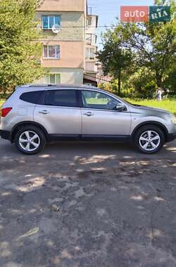 Позашляховик / Кросовер Nissan Qashqai+2 2009 в Шептицькому