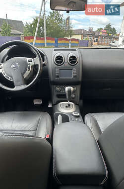 Внедорожник / Кроссовер Nissan Qashqai+2 2011 в 